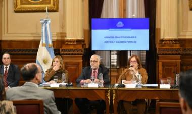 El Senado inició el debate de proyectos para ampliar la Corte Suprema y sumarle paridad de género