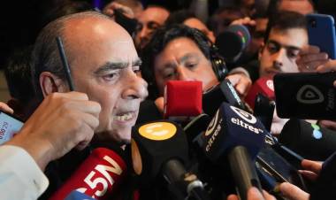 Francos adelantó a los gobernadores que los números no cierran: “Algunos dicen que han hecho ajustes y otros no dicen nada”