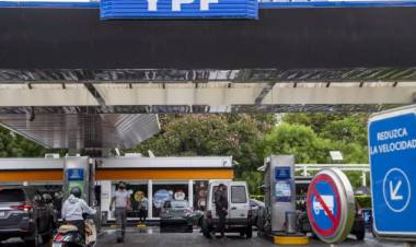 YPF subió 3,5% los precios de sus combustibles y desde este martes aplica precios diferenciados