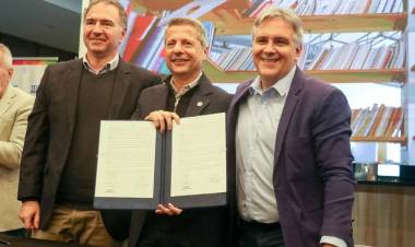 Bernarte participa del encuentro de la Región Centro para abordar la seguridad en San Francisco y Frontera