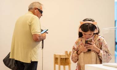 Audiodescripciones inmersivas: El Museo Caraffa y la UNC impulsan la inclusión