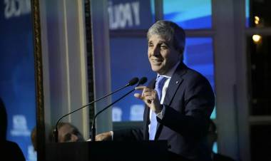 Volantazo: el Gobierno anunció que intervendrá en el mercado para que no se dispare el dólar