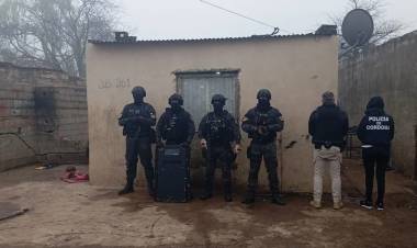 Frontera: tras allanamiento, detienen a joven por amenazar y golpear a una mujer con un arma