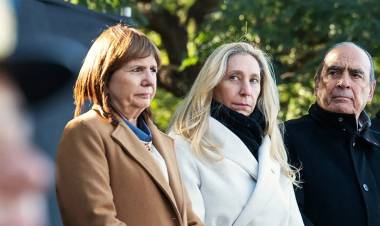 Mayans pidió el juicio político contra Patricia Bullrich y una interpelación a Karina Milei en el Senado