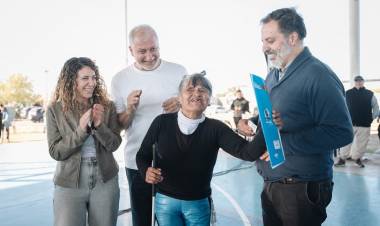 Escrituras sociales: 295 familias de Capital ya son propietarias