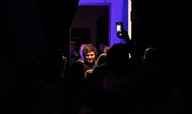 Crisis en el Gobierno: tras el fracaso electoral, Milei presentará un Presupuesto para el 2026