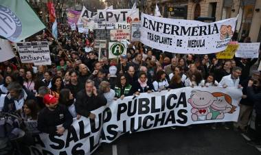 Contra todo: Javier Milei también vetó en su totalidad la Ley de Emergencia Pediátrica