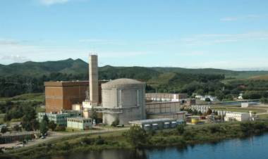 El Gobierno pone a la venta más empresas estatales: Milei oficializó la privatización de Nucleoeléctrica