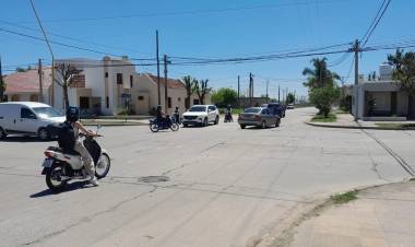 Reordenamiento en el tránsito: cambia el sentido de calle Ecuador y trasladan semáforos