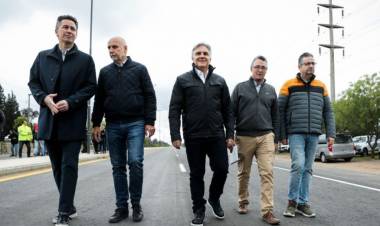 Llaryora habilitó el segundo tramo de la duplicación de la avenida Padre Luchesse