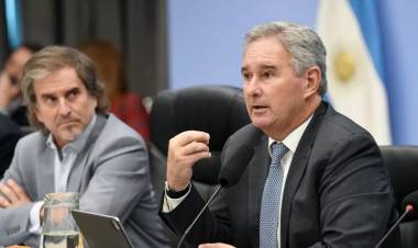 Quirno bajó las expectativas del acuerdo con EE. UU.: "No habrá anuncio hasta que la tinta esté seca"