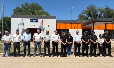 Quedo inaugurada la nueva base del comando radioeléctrico en Frontera 