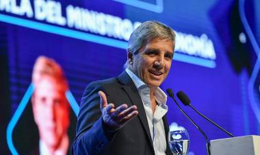 Nueva deuda: Caputo anunció el reingreso al mercado de capitales y Milei lo celebró con euforia