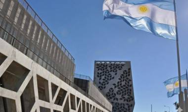 Los jubilados y pensionados percibirán el medio aguinaldo y el bono extraordinario bimestral antes de Navidad