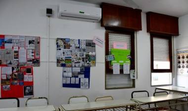 Se incorporaron 19 equipos de climatización en diferentes establecimientos educativos