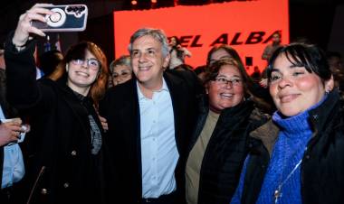 Llaryora recorre el norte cordobés con importantes inauguraciones y anuncios de obras