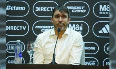 Coudet dejó de ser el técnico de River y será reemplazado de manera interina por Ponzio
