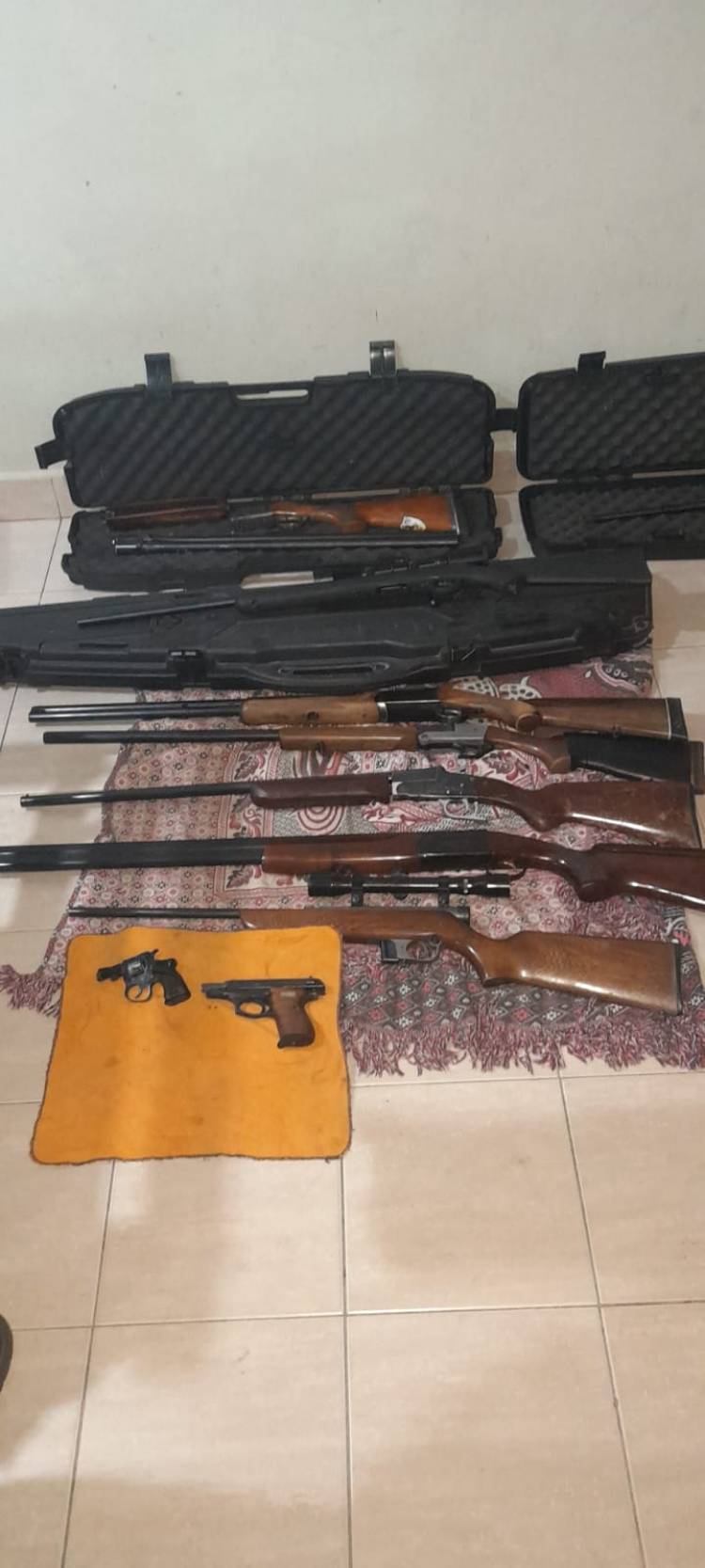 SE SECUESTRARON TRECE ARMAS POR UN HECHO DE VIOLENCIA FAMILIAR 