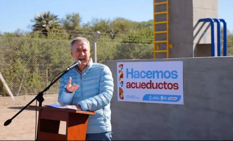 Schiaretti inauguró la obra de agua potable para Salsacate y Taninga