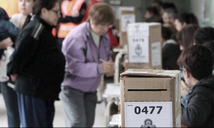 El intendente de Córdoba definió este viernes la fecha de las elecciones municipales