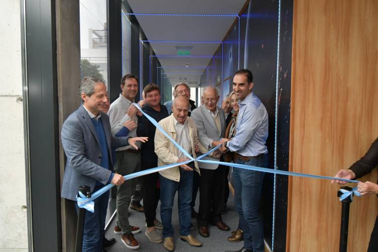 Con tecnología de última generación se inauguró el Planetario San Francisco en Tecnoteca