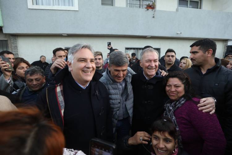 Schiaretti habilitó la urbanización de barrio Los Artesanos