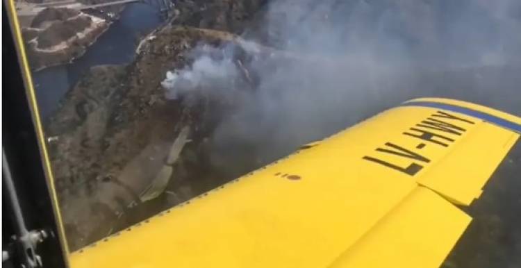 Bomberos lograron contener un foco de incendio cerca del Dique San Roque