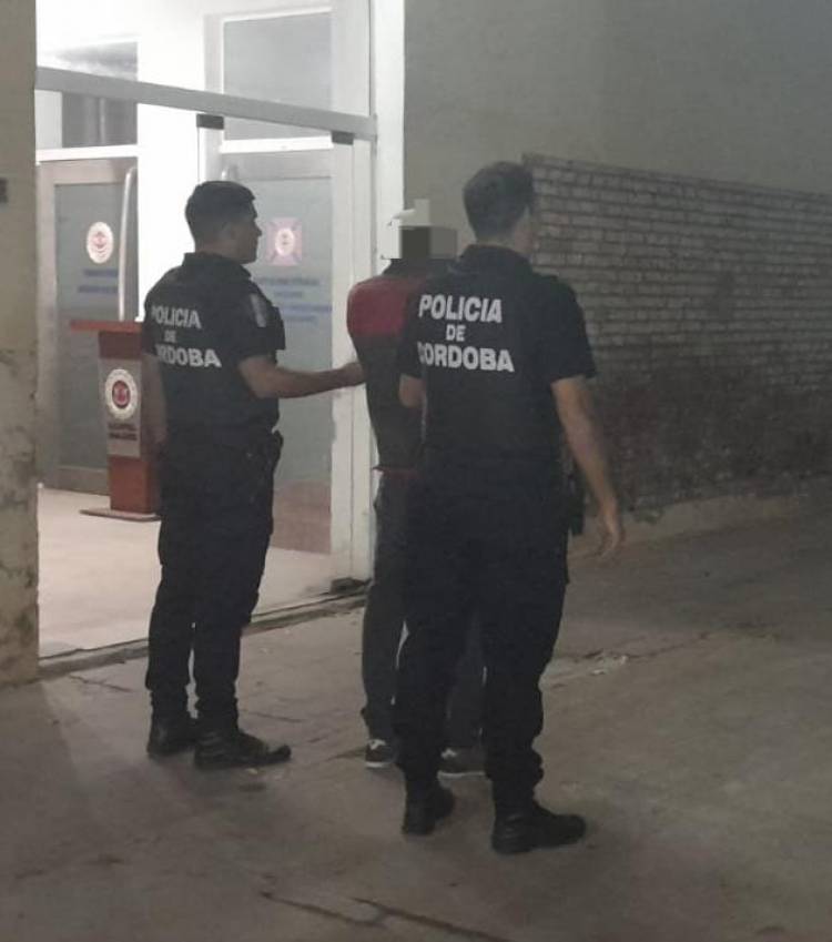 APREHENSIÓN DE MASCULINO CON PEDIDO DE DETENCIÓN