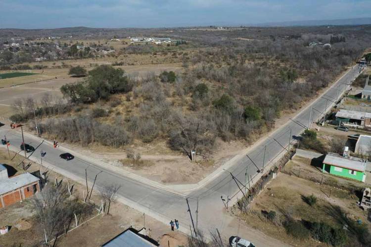 Cosquín: Schiaretti habilitó la urbanización de tres barrios populares