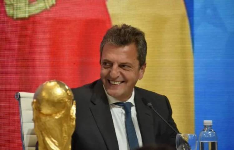 Mundial 2030: Massa sugirió que el partido inaugural sea en Córdoba