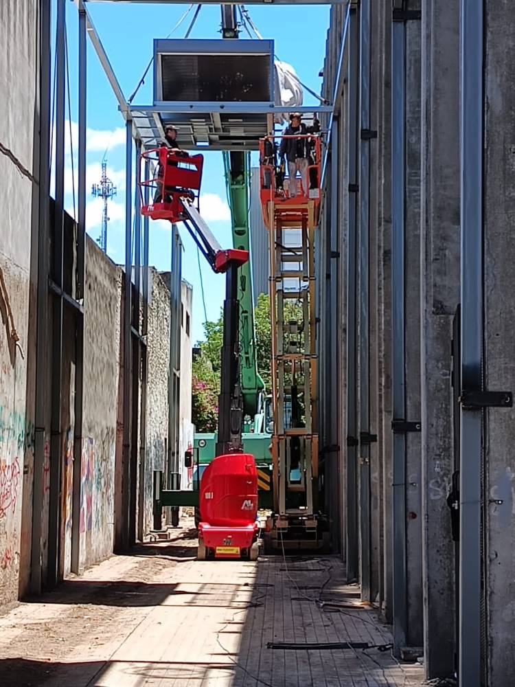 Avanza la instalación del sistema de climatización frío/calor en el Superdomo