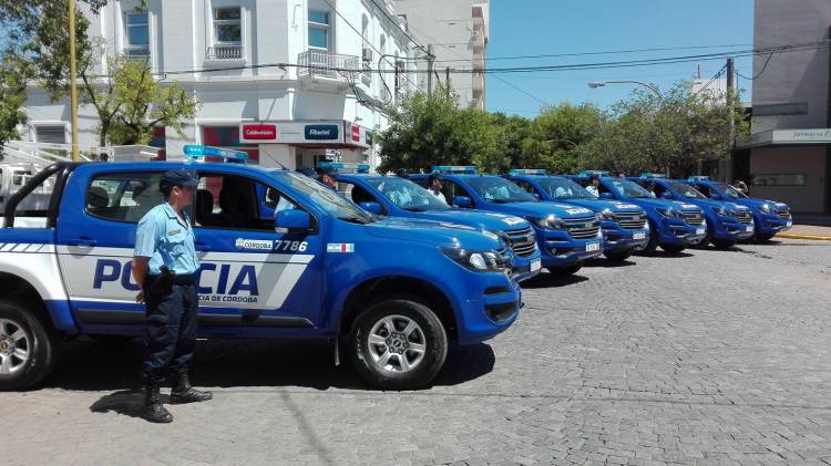APREHENSIÓN DE MASCULINO CON PEDIDO DE DETENCIÓN VIGENTE POR ROBO CALIFICADO