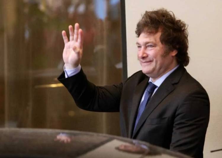 En su primer viaje internacional, Javier Milei asistirá en enero al Foro de Davos