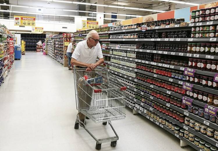 Las jubilaciones aumentan un 27,18% en marzo, por debajo de lo anunciado por Caputo