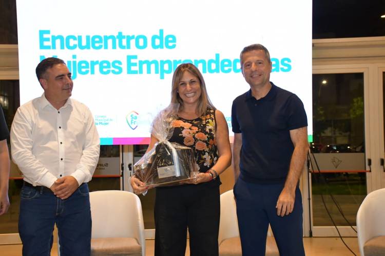 Con una importante convocatoria se llevó a cabo el Encuentro de Mujeres Emprendedoras