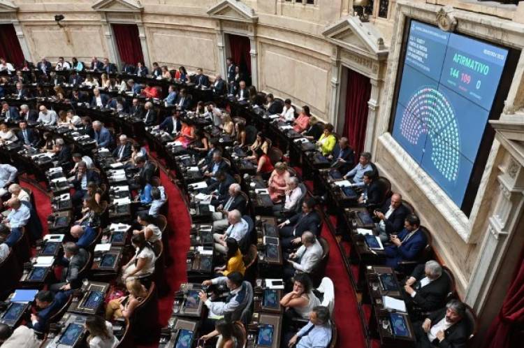 Ley Bases: el proyecto se debate en Diputados y el Gobierno se entusiasma con la media sanción