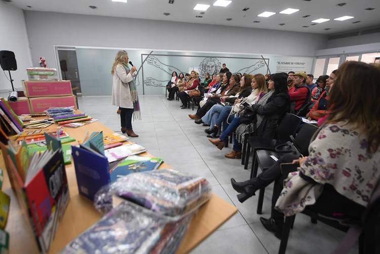 Plan Provincial de Lectura: distribuyen más de 50 mil libros en escuelas de toda la provincia