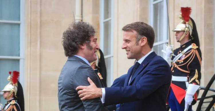 Milei se reunió con Macron en Francia en la previa de la inauguración de los Juegos Olímpicos