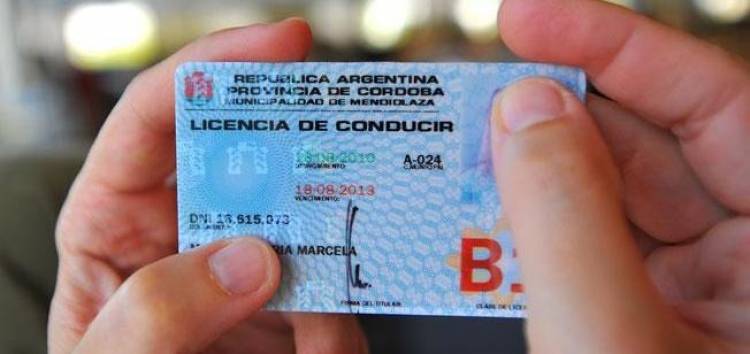 Prorrogan el vencimiento de las licencias de conducir