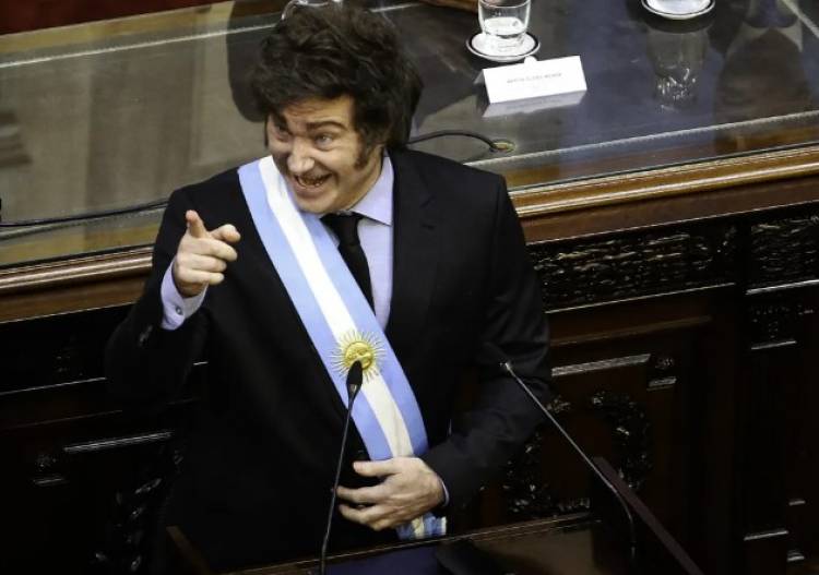 En una cruzada contra la ley del aborto, el Gobierno llamó a defender "la vida humana desde su concepción"