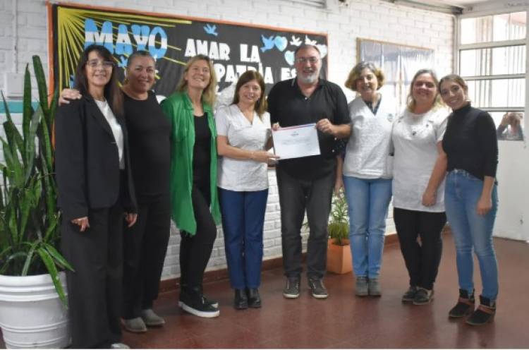 Frontera: la Escuela N° 1199 recibió un importante aporte económico para mejorar su instalación eléctrica