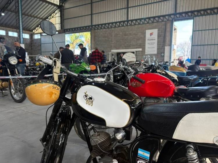 Frontera: con gran convocatoria, se realizó el 11° Encuentro de Motos Clásicas y Antiguas