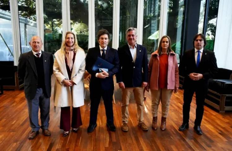 El campo volvió a recibir una respuesta negativa: Milei ratificó que no bajará las retenciones