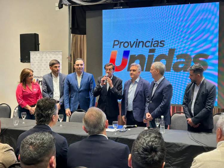 Llaryora junto a gobernadores de Provincias Unidas: "Estamos dispuestos al diálogo, pero construyendo un proyecto distinto"