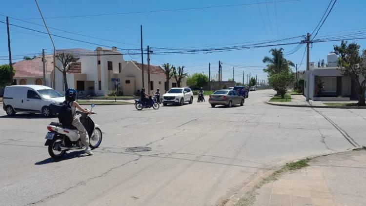 Reordenamiento en el tránsito: cambia el sentido de calle Ecuador y trasladan semáforos