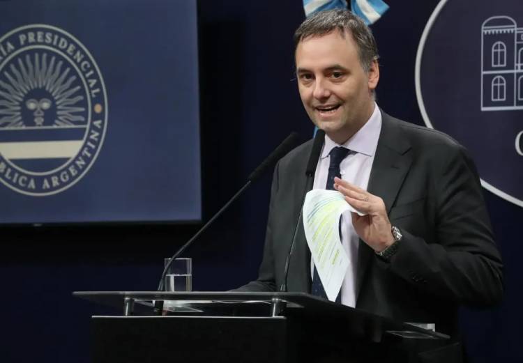 Adorni confirmó sesiones extraordinarias en el Congreso para tratar el Presupuesto y la reforma laboral