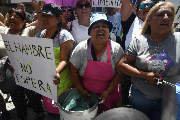 Crisis: alertan que el 15% los argentinos que trabajan no logra alimentarse adecuadamente