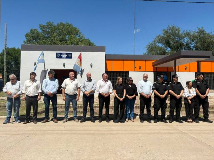 Quedo inaugurada la nueva base del comando radioeléctrico en Frontera 