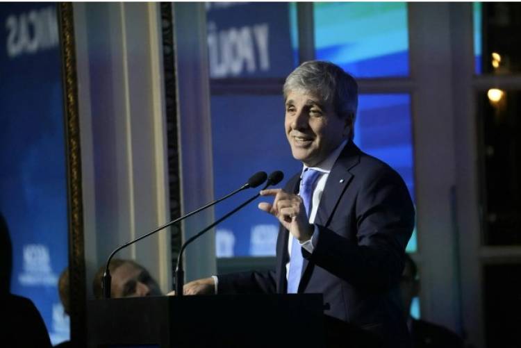 Más deuda: el Gobierno tomó un crédito por u$s3.000 millones para el pago de vencimientos el viernes