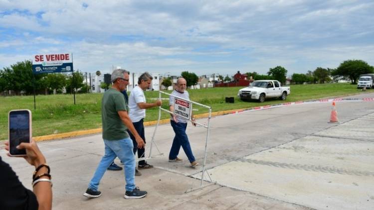 Bernarte habilitó la pavimentación de la calzada este de avenida Trigueros